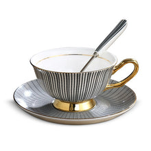 Load image into Gallery viewer, Retro-style Teacup
